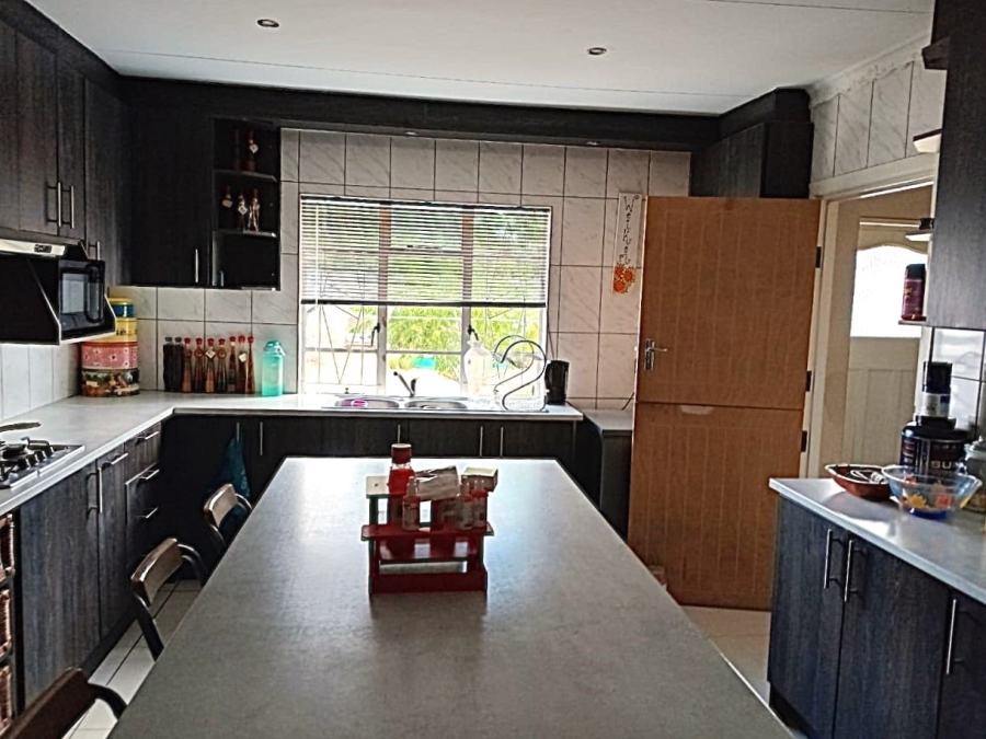 3 Bedroom Property for Sale in De Aar Northern Cape